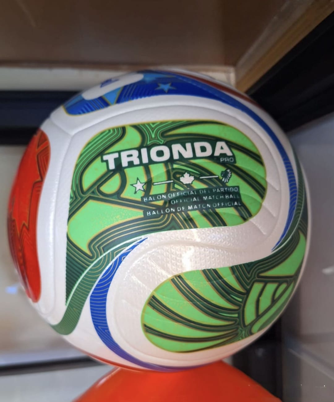 كرة أديداس تريوندا الرسمية لكأس العالم 2026 | Adidas World Cup 26™ Trionda Host Nation League Soccer Ball